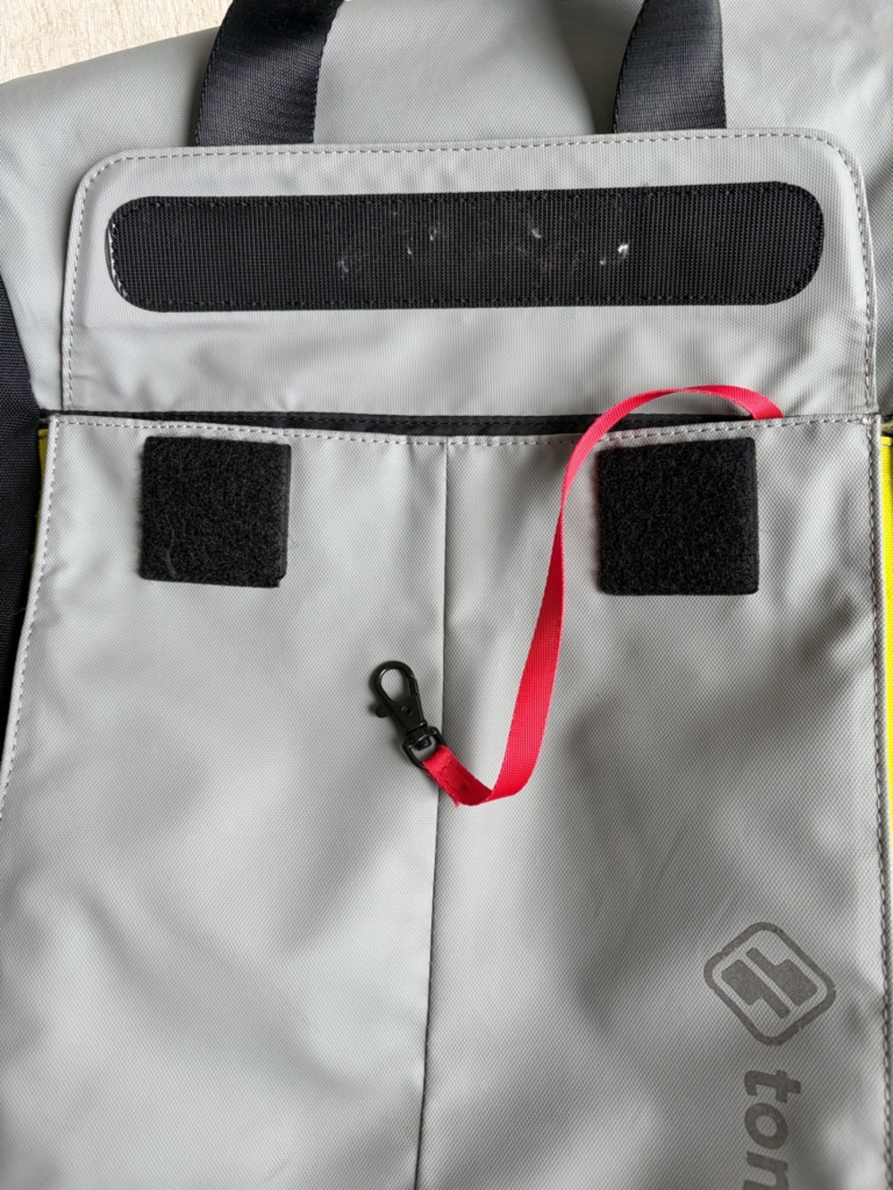 tomtoc Rolltop Laptop Backpack Gray Black Waterproof Travel Bag - Picture 4 of 8